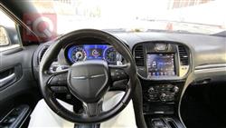 کرایسلەر 300